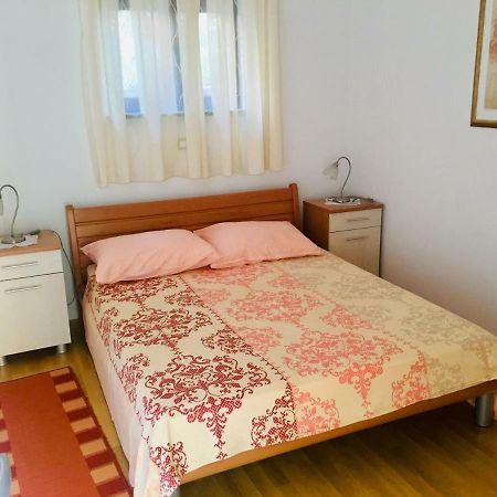 Stoja Apartment พูลา ภายนอก รูปภาพ