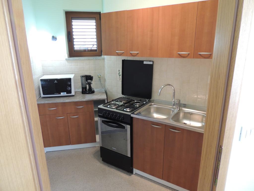 Stoja Apartment พูลา ภายนอก รูปภาพ